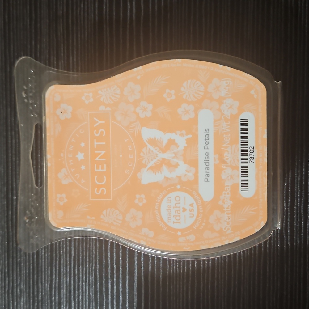 Paradise Petals scentsy wax bar